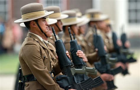 British Army on Twitter: "Gurkha pageant http://t.co/z4dgzLm2zX ...