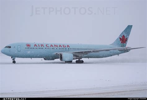 C FXCA Boeing 767 375 ER Air Canada Dana Low JetPhotos