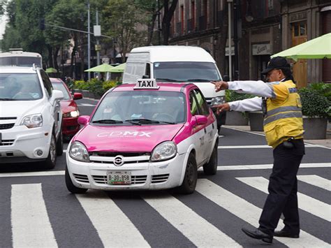 La Pesadilla De Tramitar Las Placas Para Taxi En Cdmx [video] Dinero