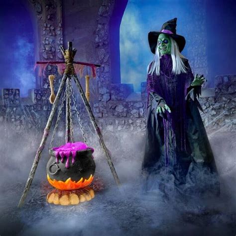 Animated Standing Witch Halloween Animatronic 6ft Town Green