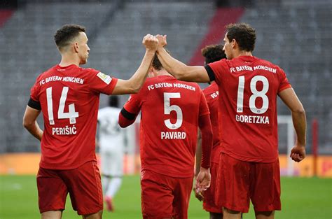 Fc Bayern München Vs Eintracht Frankfurt Die Geflickten Bayern Der Spiegel