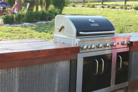 13 Creative DIY Outdoor Kitchen Ideas - The Handyman's Daughter