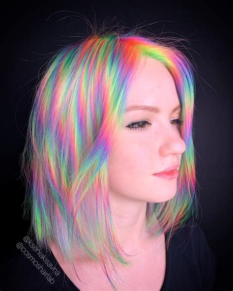 8 Estilos De Cabello Arcoíris Para Darle Color A Tu Look Holographic