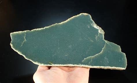 Jade Vert Géant Néphrite Poli 25512520 mm 852 g Catawiki