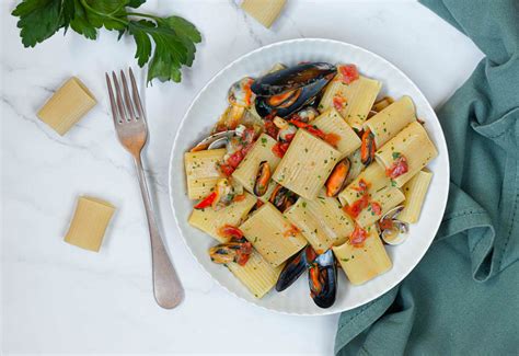 Paccheri Ai Frutti Di Mare Primo Di Mare Facile E Gustoso