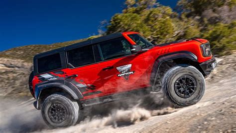 Ford Offers Bronco Raptor Owners Off-Roadeo Experience