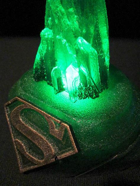 Superman Kryptonite Superhero Figurine Superman Resin Sculpture