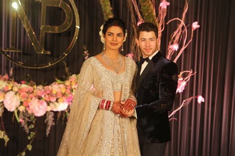 All the Details on Priyanka Chopra's Gorgeous Wedding Makeup | Glamour