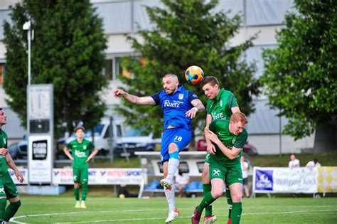 Fu Ball Viel Kampf Aber Keine Tore Im Derby Westliches Mittelgebirge