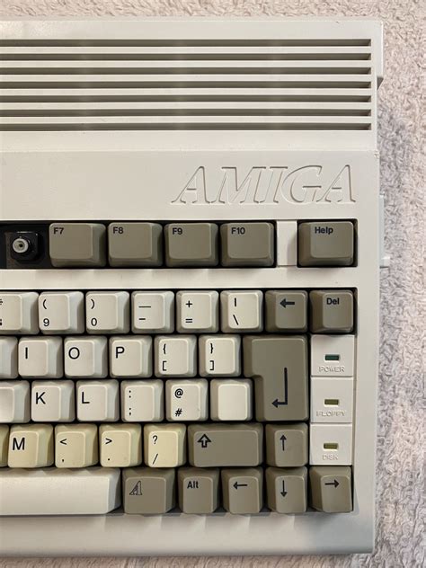 Amiga 600 – Retronavigator.com