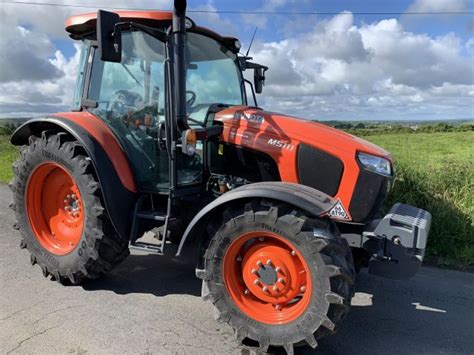 Kubota M5111 Clarke Machinery