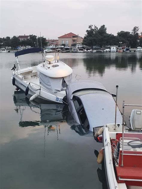 Zadarski Zadranin Pod Utjecajem Alkohola U Uvali Bregdetti Sletio S