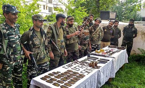 Cache of assault weapons recovered along Indo-Pak border in Punjab | India News – India TV