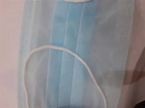 Green And Blue Three Ply Non Woven Diposable Surgical Face Mask 2 At