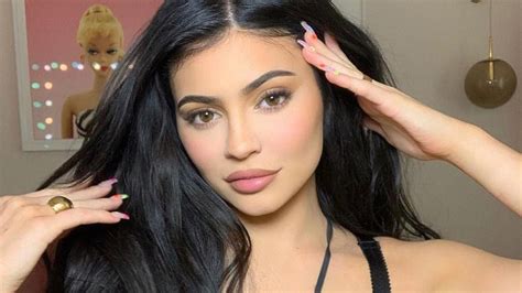 Kylie Jenner Ilumina Las Redes Con Su Espíritu Navideño Así Decoró Su