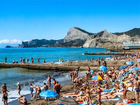 70+ Crowded Beaches In Crimea Stock Photos, Pictures & Royalty-Free ...