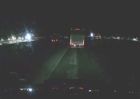 Video Fedex Truck Loses Trailer On I North