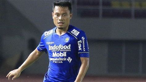 Statistik Dedi Kusnandar Selama Bela Persib Bandung Di Liga 1 Selalu