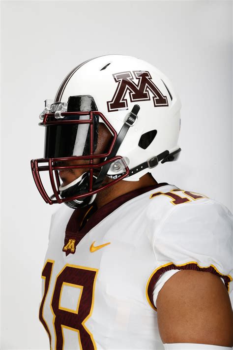 Gophers Unveil New Football Uniforms For 2018 Season Twin Cities