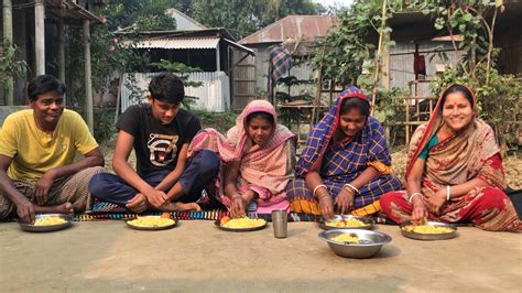 সবাই একসাথে বসে খেলে খাবারের স্বাদ একটু বেশি লাগে ভুনা খিচুরি রান্না করলাম Youtube