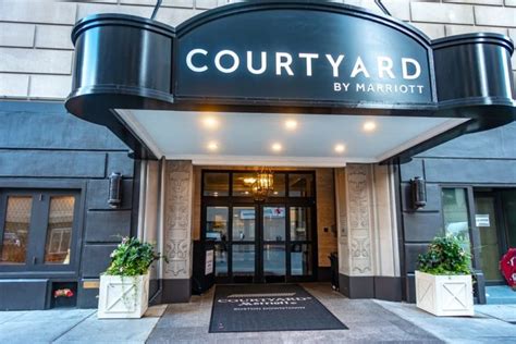 Review : Courtyard Boston Downtown | Marriott Bonvoy | Milesopedia