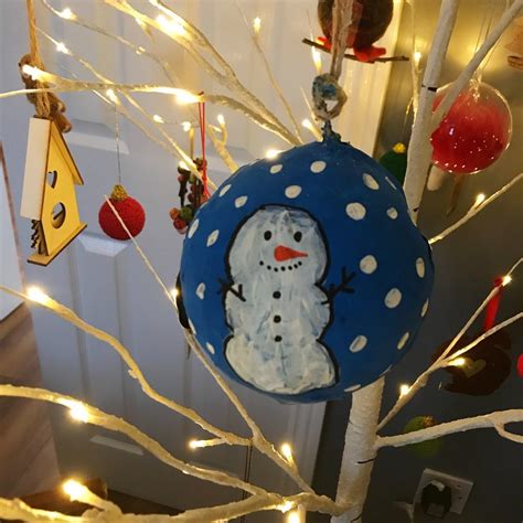 How To Make Paper Mache Christmas Baubles Daisies And Pie