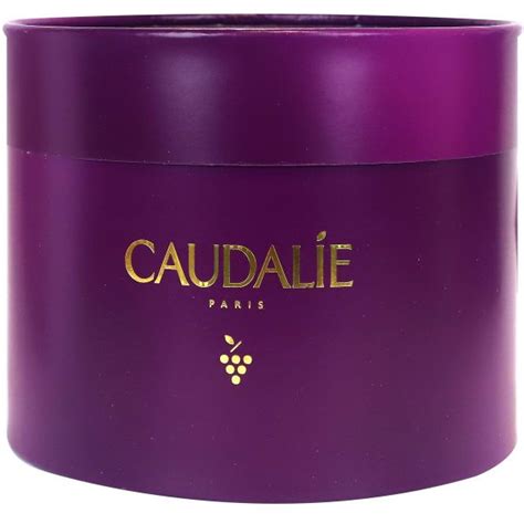 le coffret Vinosculpt proposé par la marque Caudalie est composé de 2