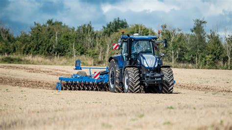 New Holland Introduces T7 Long Wheelbase With Power Command Transmission And Plm Intelligence