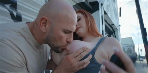 Jmac Is Fucking The Bbw Redhead Abigaiil Morris Outside Zb Porn