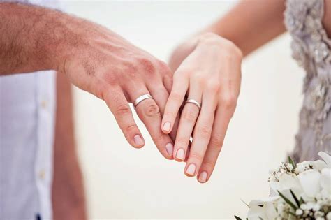 Anillos De Boda En Oro Blanco La Elecci N Perfecta Para Parejas Modernas