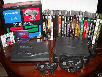 Retro Treasures: Two 3DO consoles & 21 games