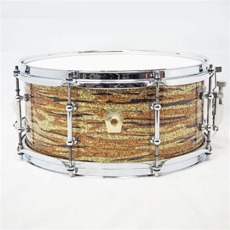 Ludwig Ls Classic Maple Snare Drum Oyster Gold Sparkle