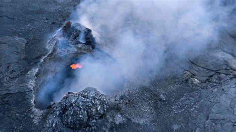 3 Facts About Hawaiian Volcanoes