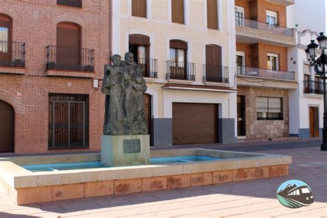 Plaza Mayor de Almodóvar del Campo Rutas por España