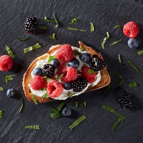 Berry Honey Cream Cheese Toast Recipe