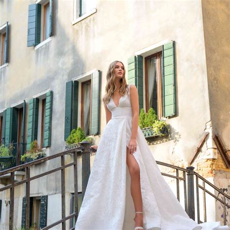 Bliss Monique Lhuillier Bridal And Wedding Dress Collection Fall 2020