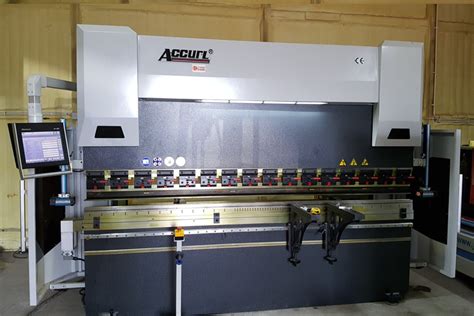 CNC Press Brake With DELEM DA58T CNC System And CNC Motorized Crowning