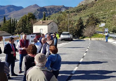 Inaugurada la nueva carretera de acceso a Albanchez de Mágina que