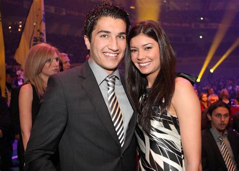 Verheiratet Mit Seiner Cousine Bvb Trainer Nuri Sahin Fand Fr H Sein