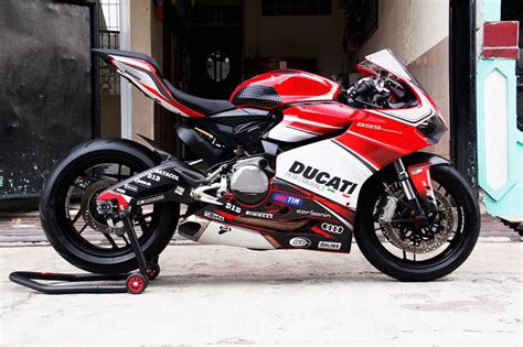 LAPAK MOGE Ducati Panigale 899 SBK 2016 14 ATPM Full Paper BANDUNG