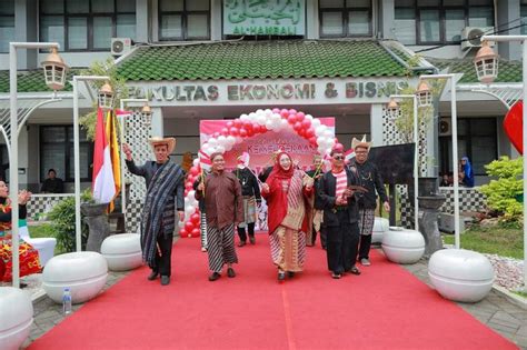 Meriah Feb Unisma Tasyakuran Peringati Hari Kemerdekaan Ri Ke 78 Siarindo Media