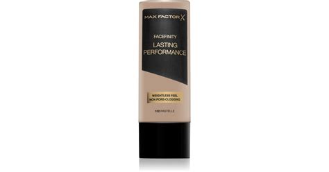 Прегледи на Max Factor Facefinity Lasting Performance течен фон дьо тен