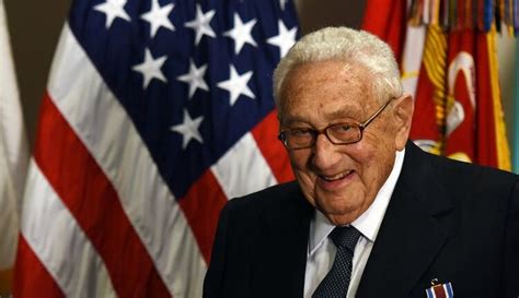 Henry Kissinger Cumple 100 Años El Controvertido Nobel De La Paz Que Apoyó La Guerra Sucia