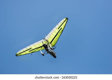 455 Microlight Aircraft Images, Stock Photos & Vectors | Shutterstock