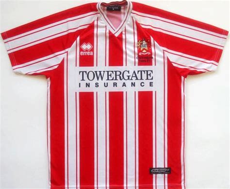 Cheltenham Town 2000-01 Kits