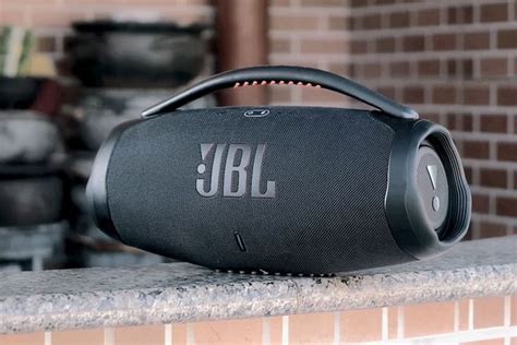 Jbl Boombox Review Is Jbl Boombox Loud Is The Jbl Boombox