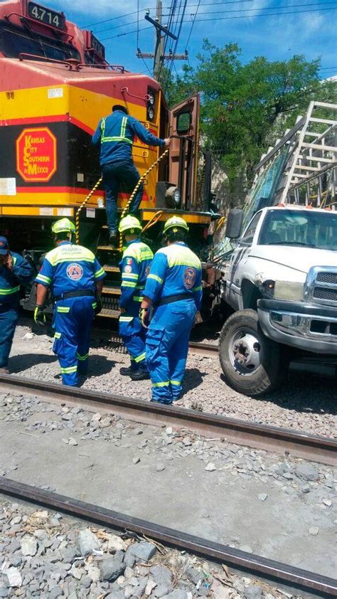 Intenta Ganarle El Paso Al Tren Y Es Impactado