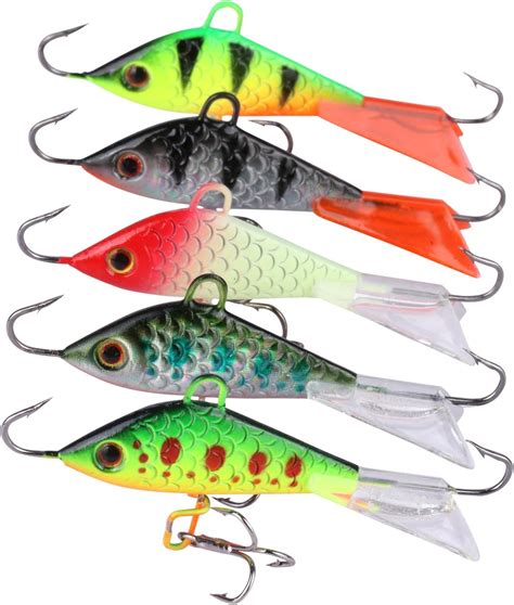 Best Walleye Ice Fishing Lures of 2020 – Complete Buyer’s Guide