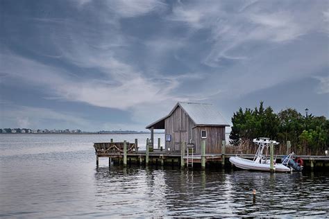 Manteo Waterfront Marina Photograph by Fon Denton