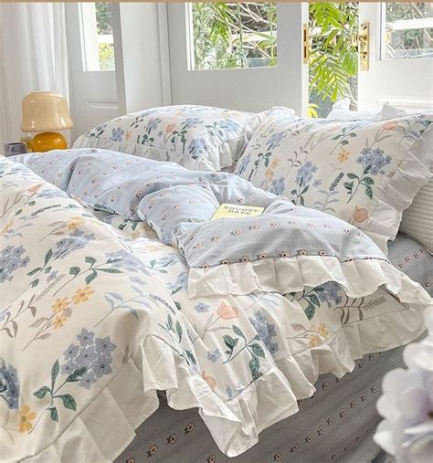 White and Blue Floral Duvet Cover | Flower Print Bedding Set | Soft ...